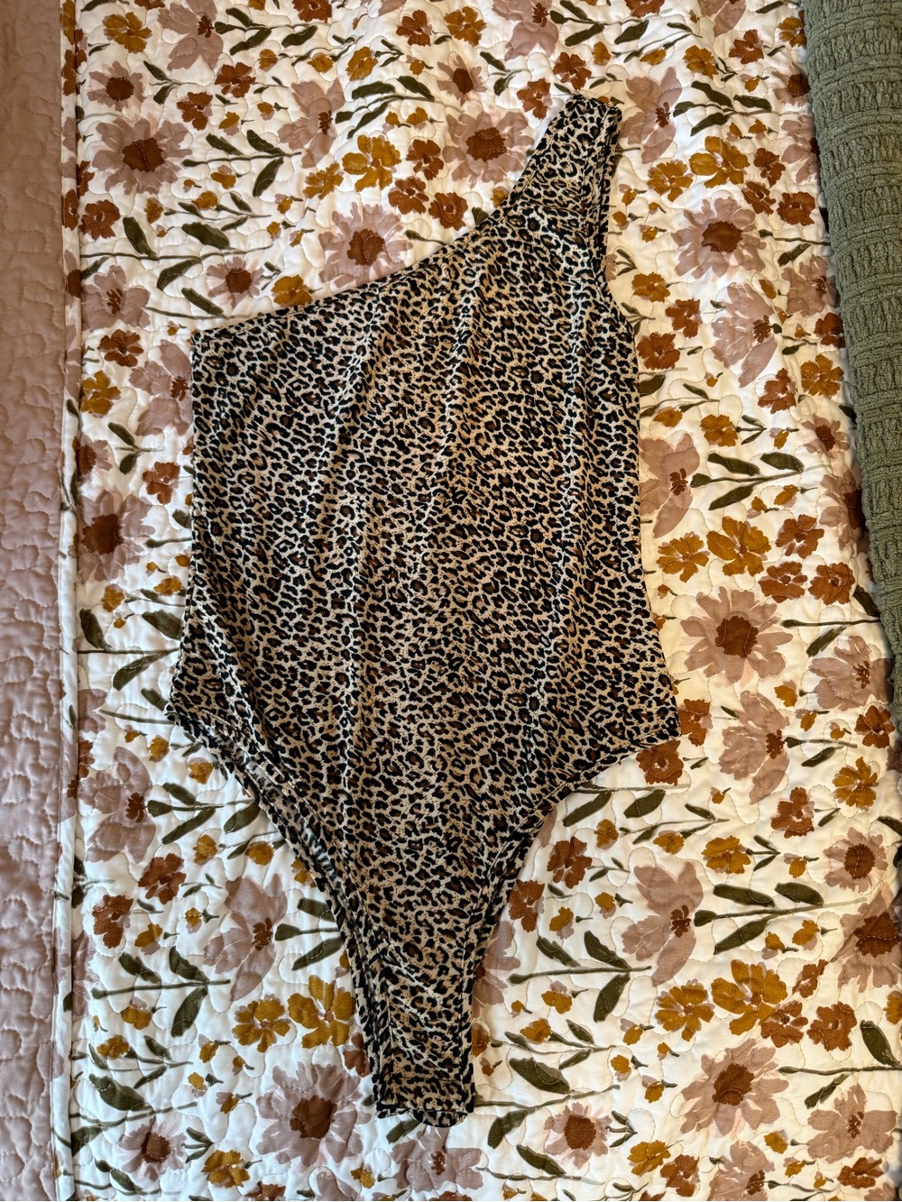 SHEIN Leopard Print One-Shoulder Bodysuit - Tan/Black